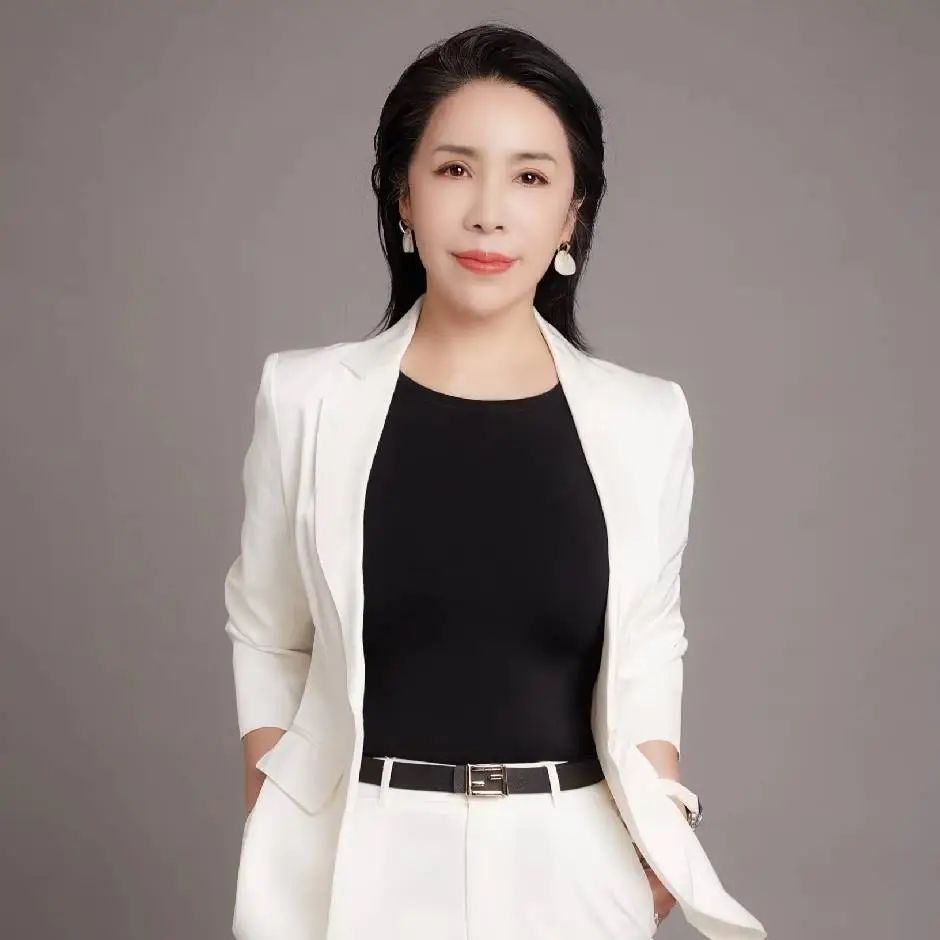 新年致辞 | 锚定未来 共赴优美 权秋红董事长2024新年致辞