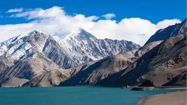 倍头条 | 第二增添曲线高歌猛进，，，，，尊龙凯z6mg官网与和田地区就盐湖资源开发签署战略相助协议！